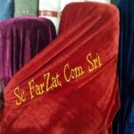 Material textil catifea rosie